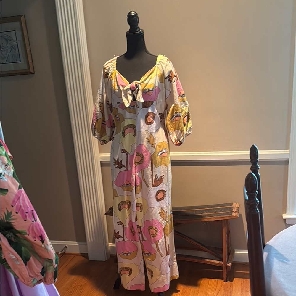 Floral Print Jumpsuit with Puff Sleeves